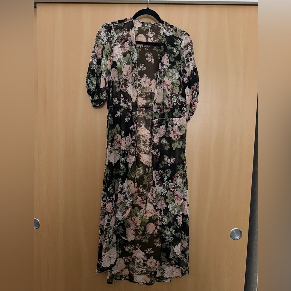 Floral Sheer Maxi Kimono